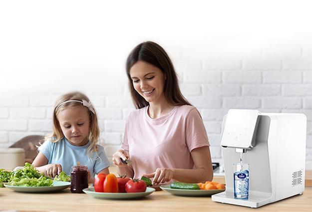 leitungsgebundener Wasserspender mit Filter für privathaushalt